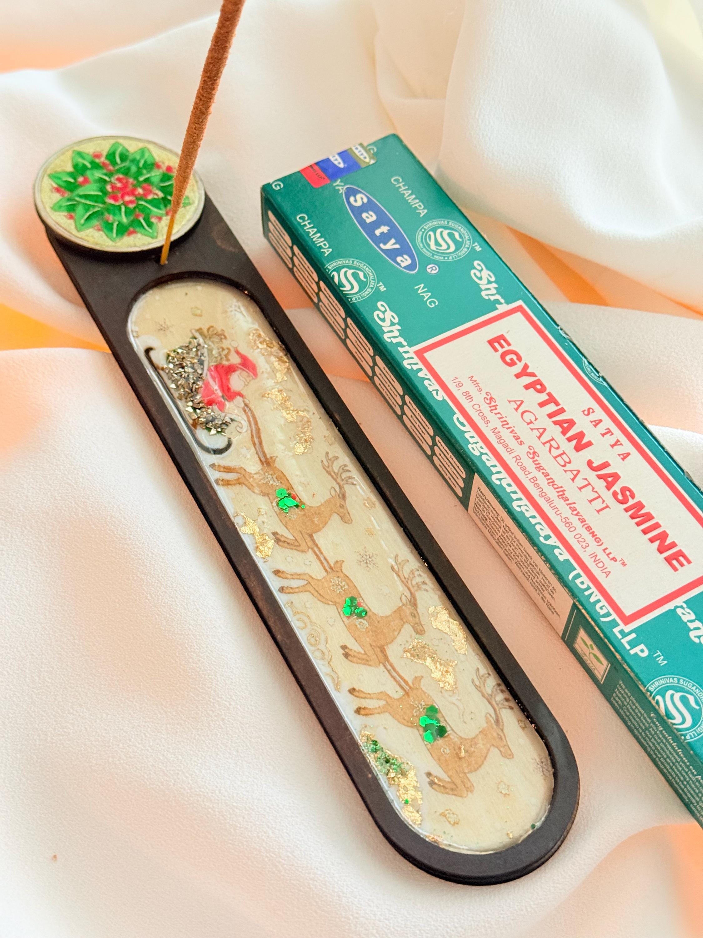 Christmas Wooden Incense Holder – Handcrafted Resin Holiday Decor