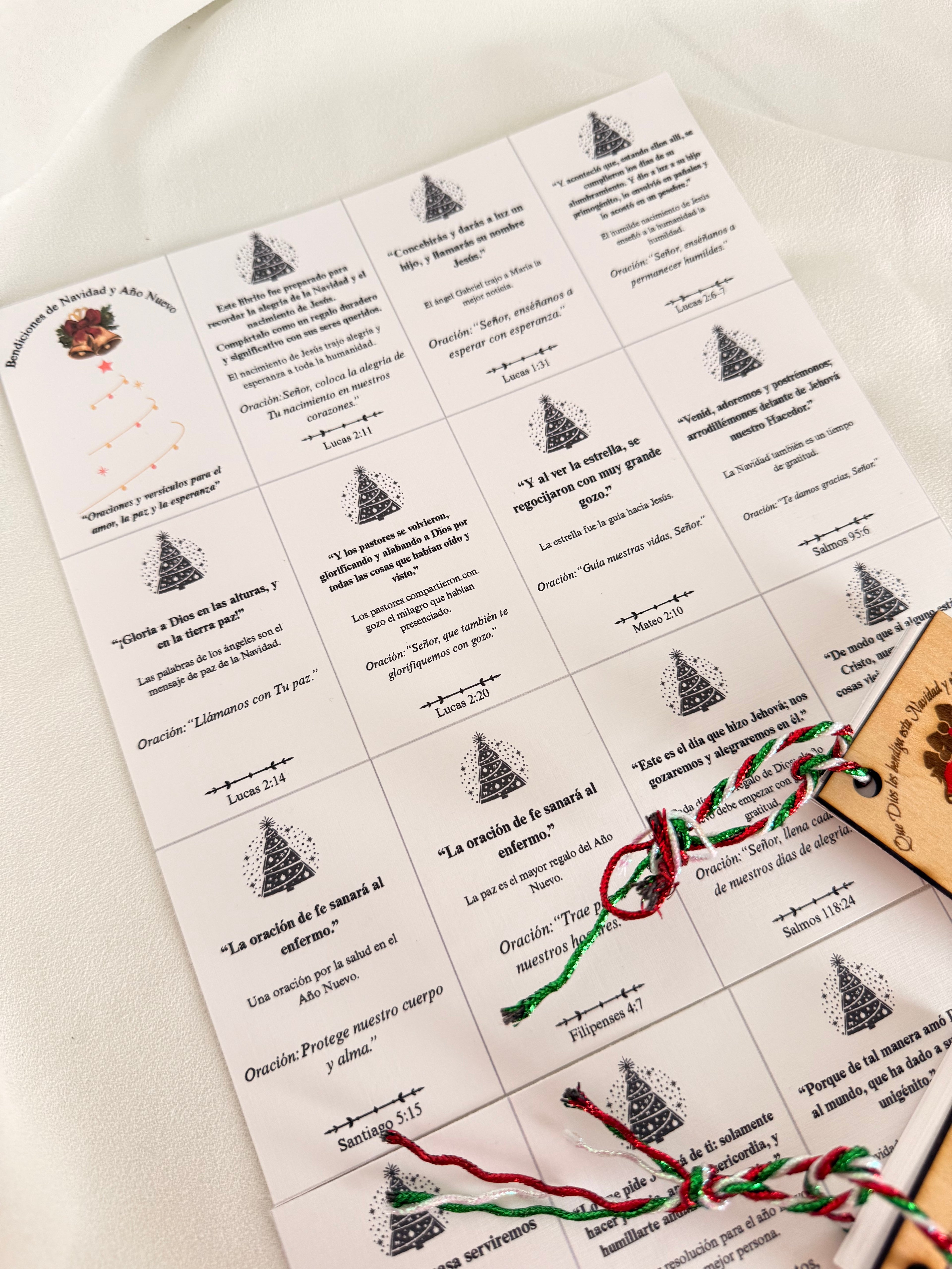 ibrito de la Biblia con Tapa de Madera – Edición de Navidad