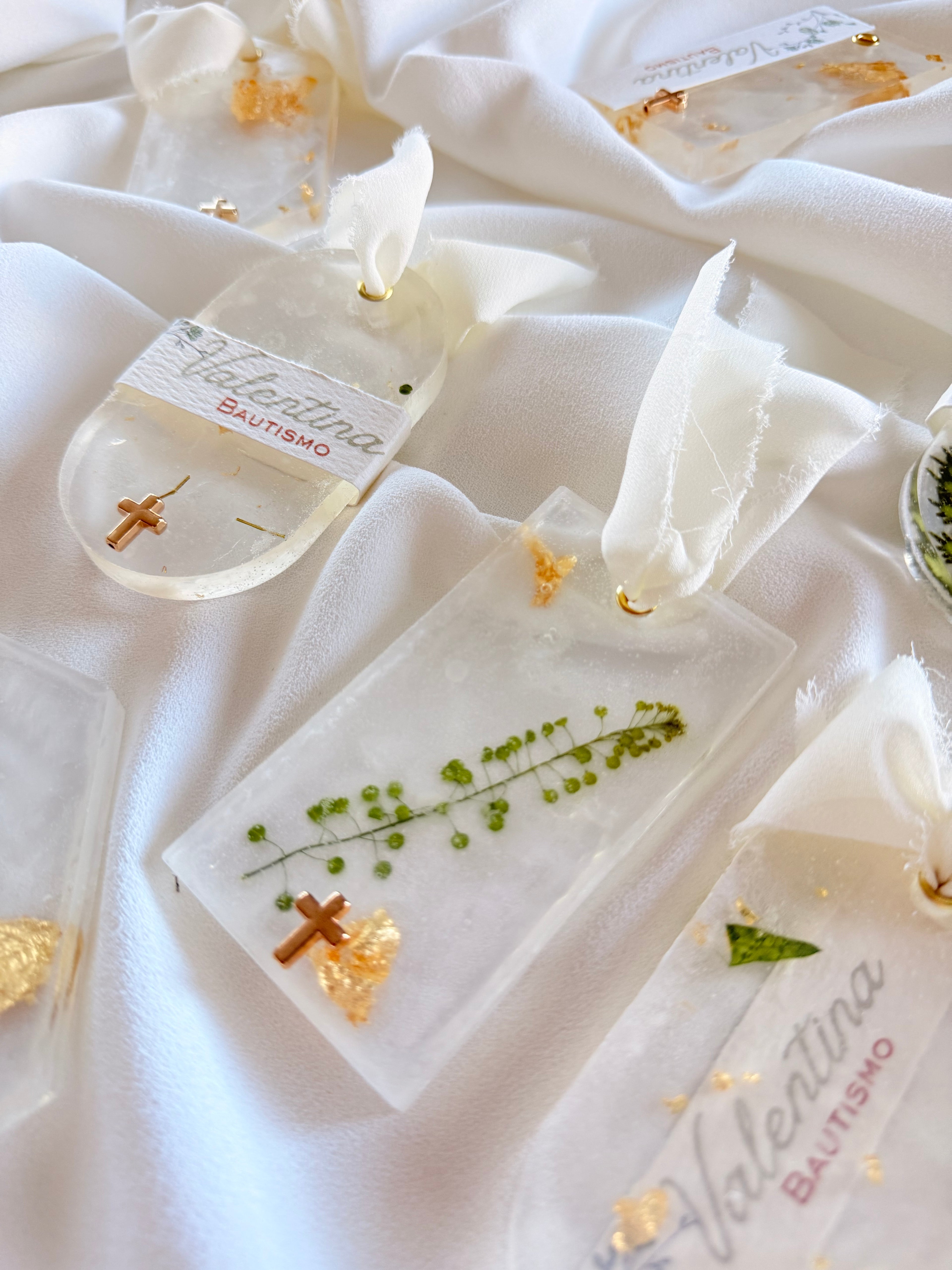 “Gold Foil Botanical Glycerin Soap – Handmade E-Vitamin Bath Favor”