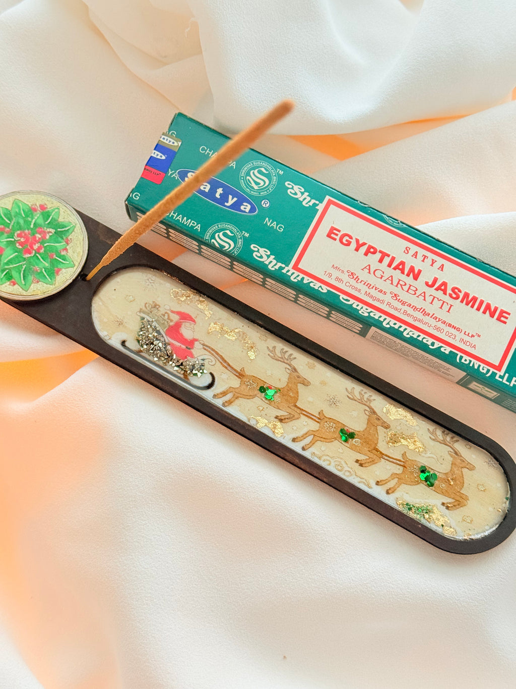 Christmas Wooden Incense Holder – Handcrafted Resin Holiday Decor